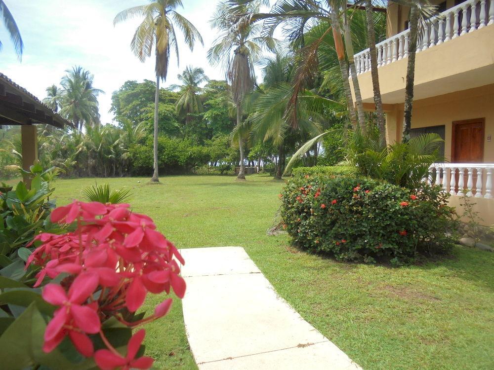 Delfin Beach Front Resort Эстерильос Экстерьер фото
