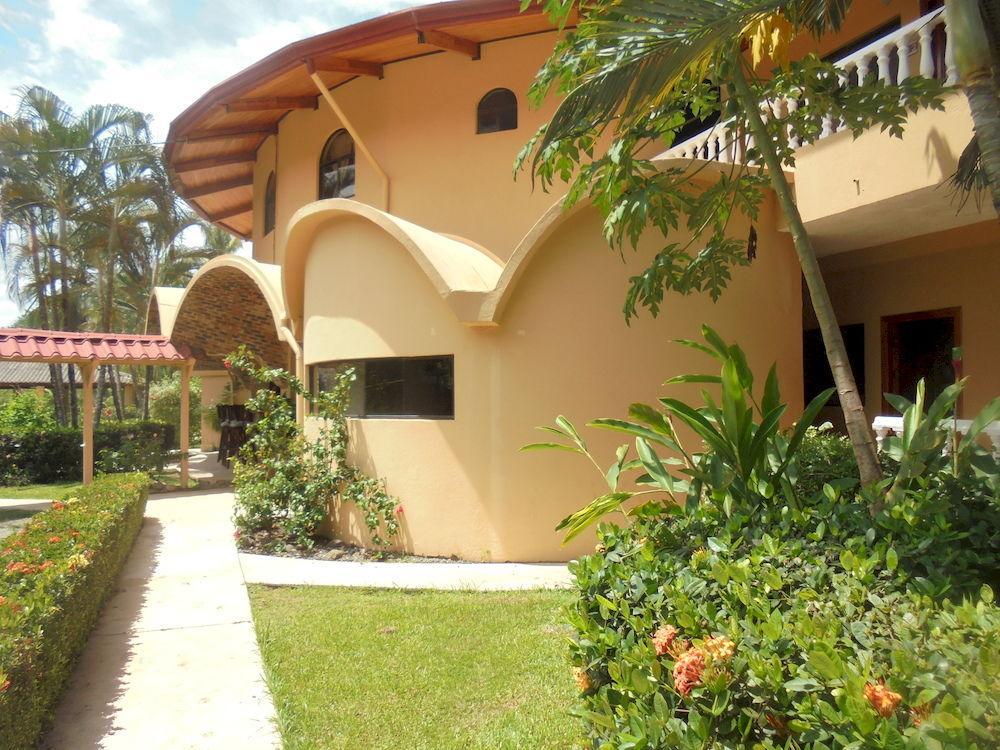 Delfin Beach Front Resort Эстерильос Экстерьер фото